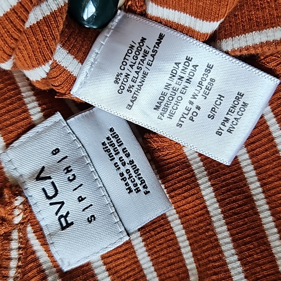 RVCA romper sleeves stripes size small - Picture 10 of 10